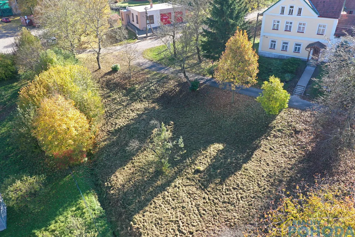 Prodej stavebního pozemku 805 m²
